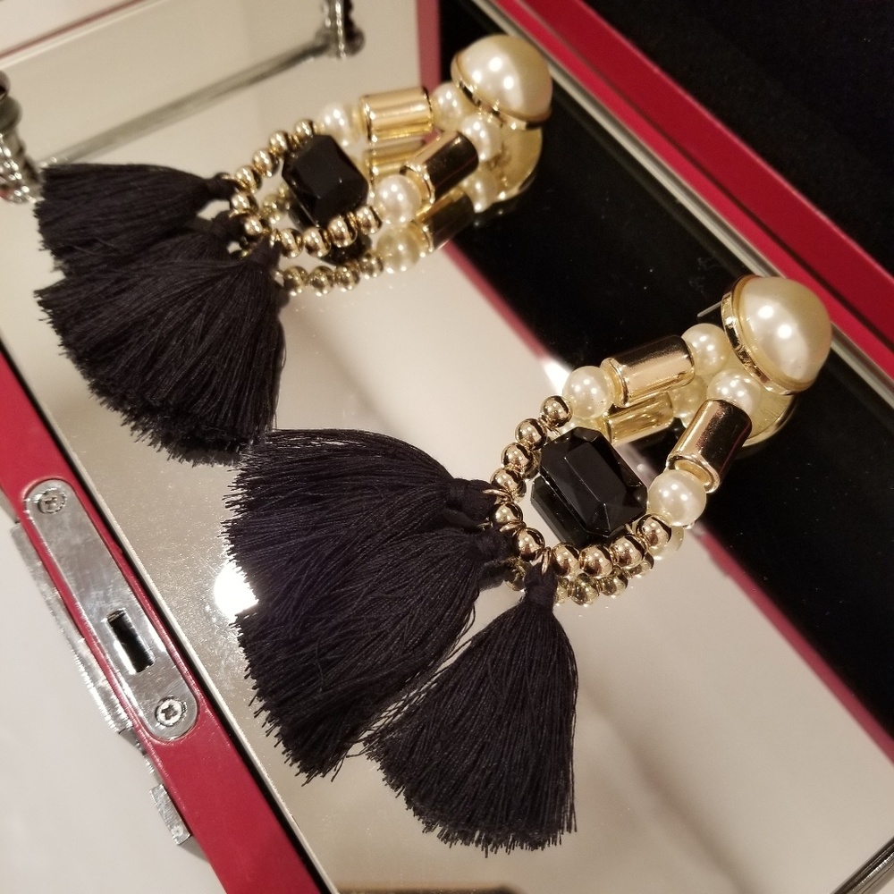 Gold & Black STUNNING Earrings